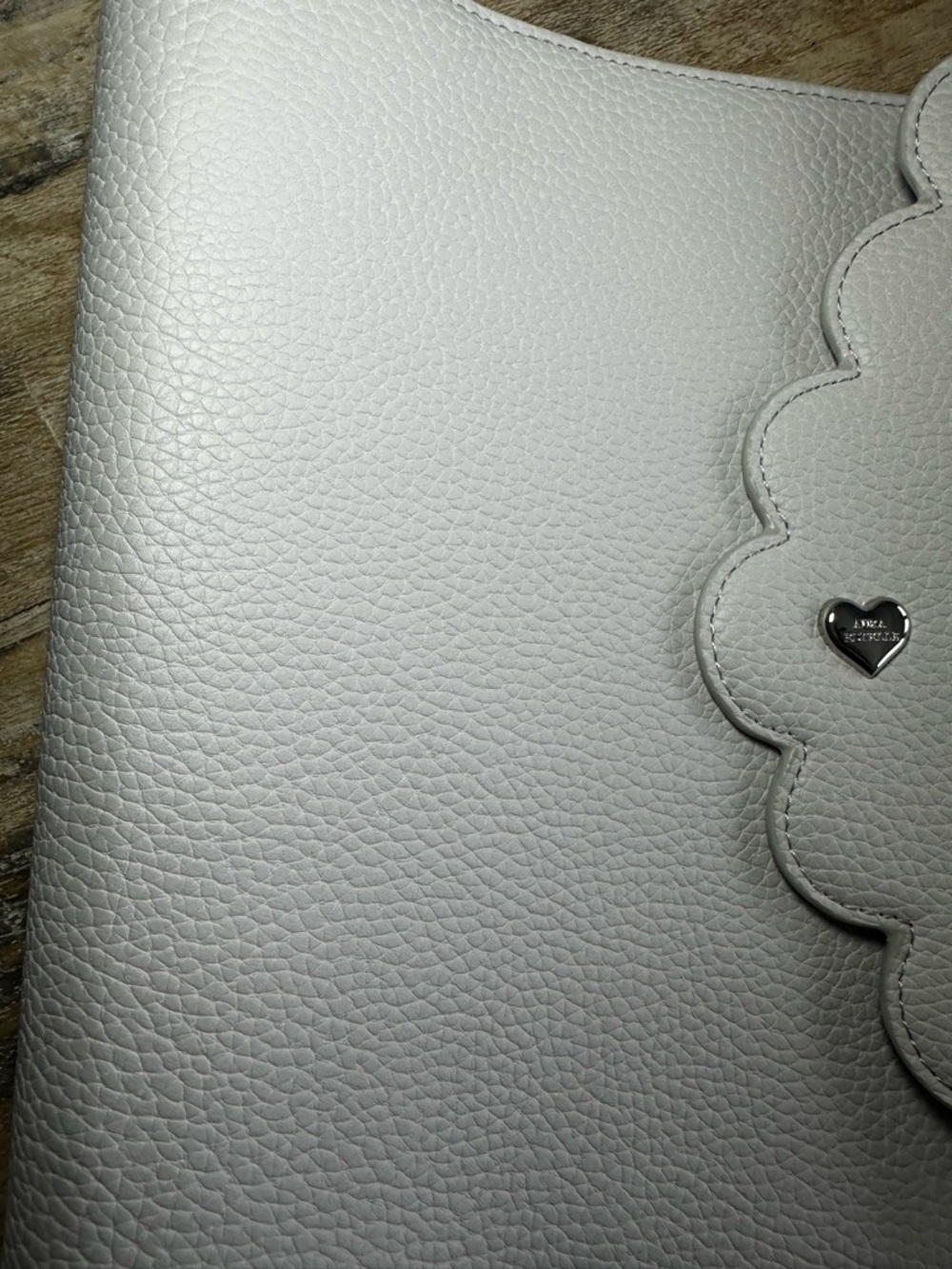 Aura Estelle Cloud Pearl Vegan Pebbled Leather A5 Wide Planner - Picture 8 of 11